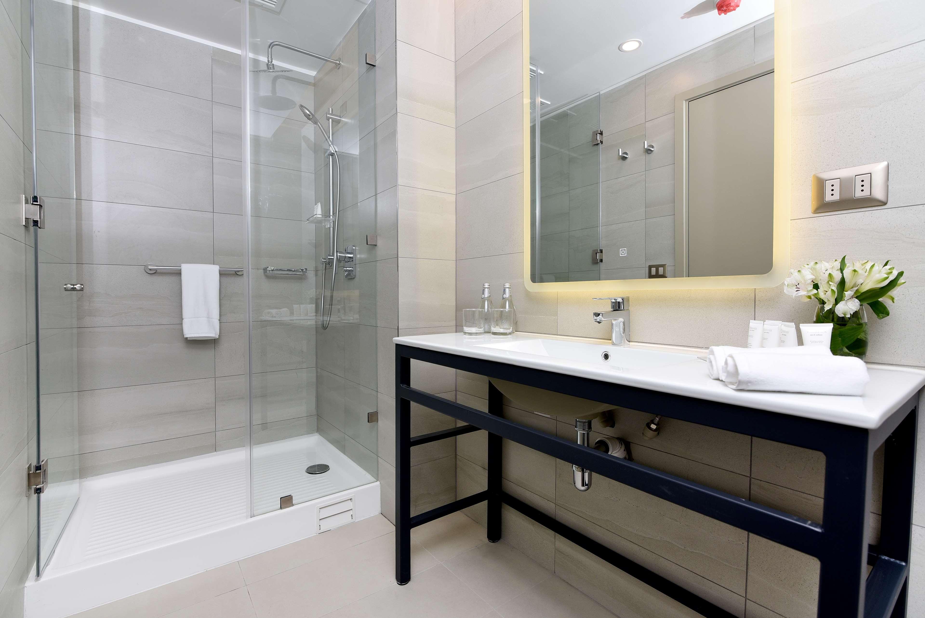 טמוקו Best Western Ferrat מראה חיצוני תמונה