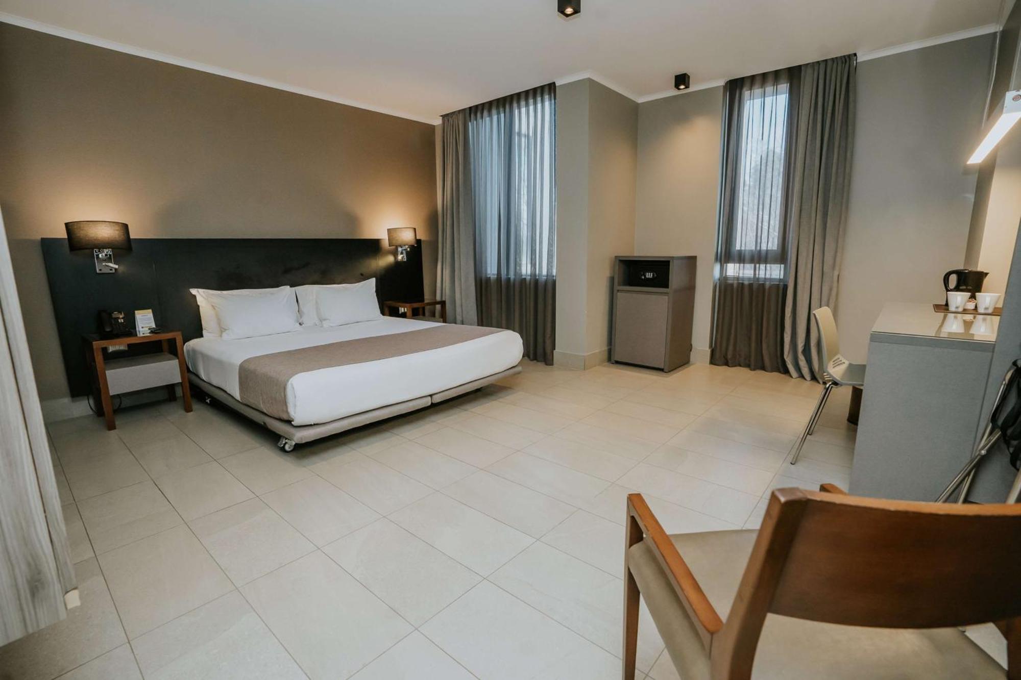 טמוקו Best Western Ferrat מראה חיצוני תמונה
