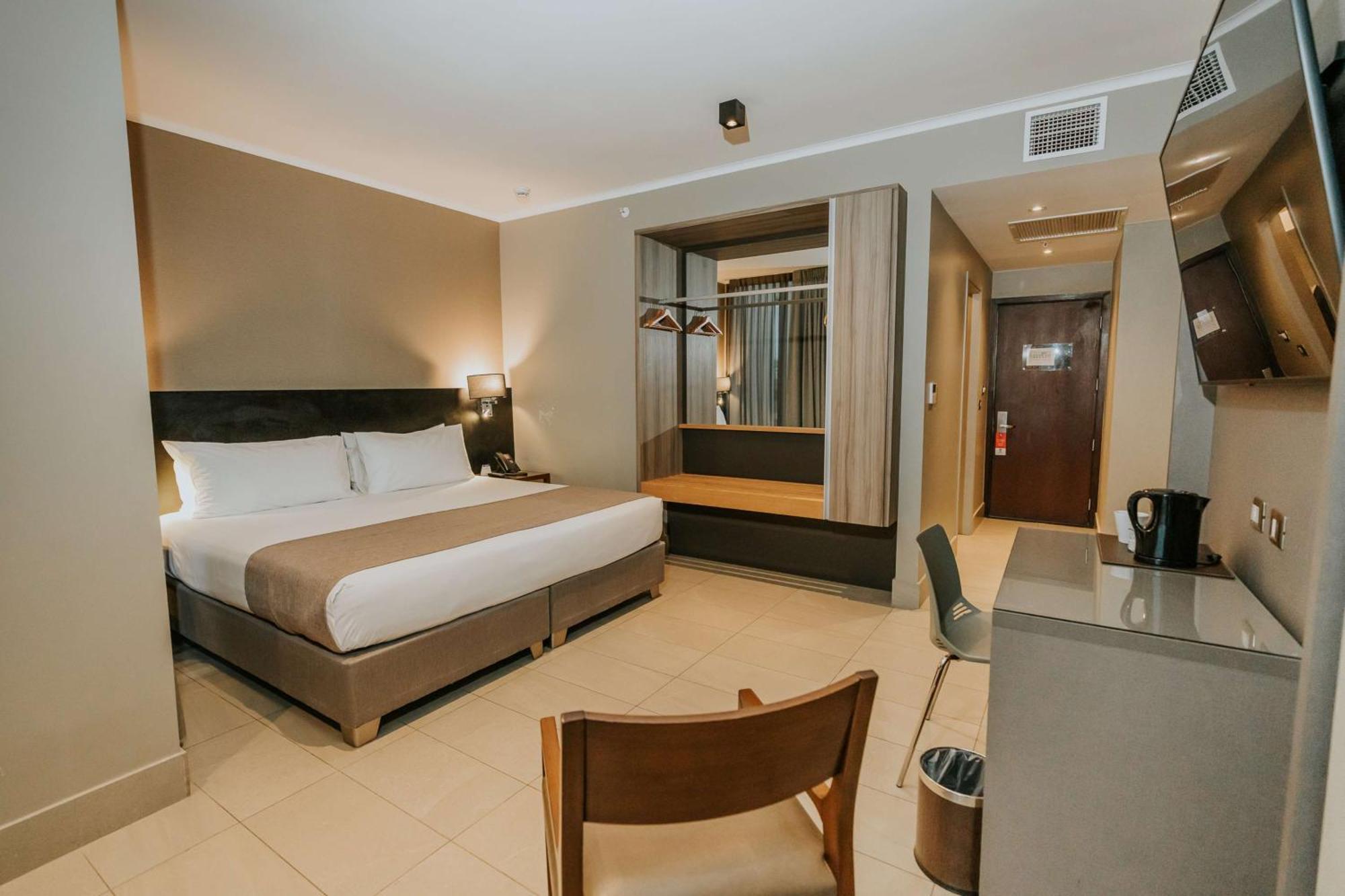 טמוקו Best Western Ferrat מראה חיצוני תמונה