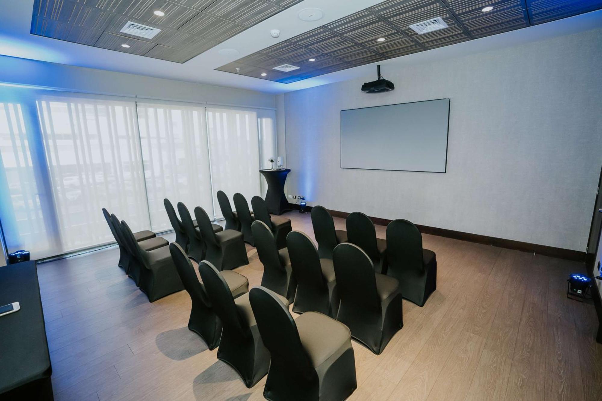 טמוקו Best Western Ferrat מראה חיצוני תמונה
