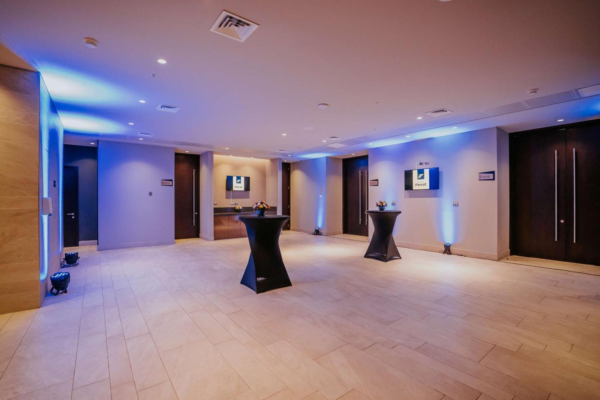 טמוקו Best Western Ferrat מראה חיצוני תמונה